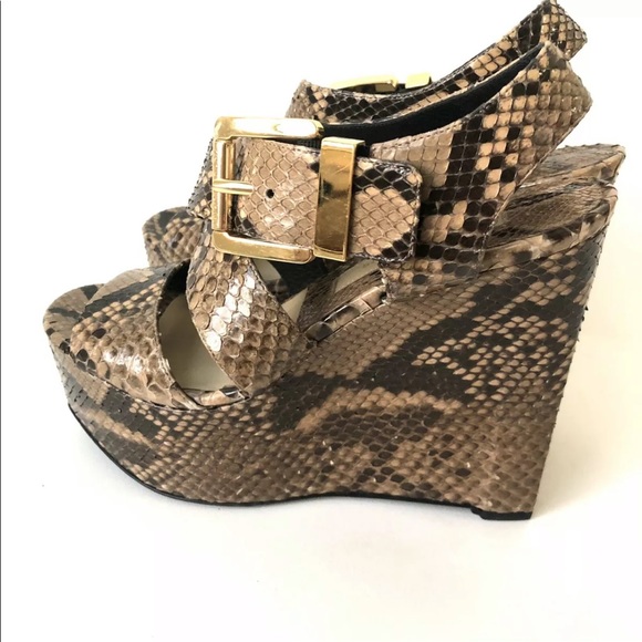 EUC Michael Kors 36.5 Reptile Print Wedge Platform - Picture 2 of 4